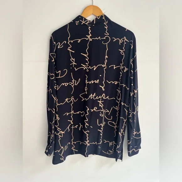 Vintage Liz Claiborne script print silk blouse - Picture 3 of 3